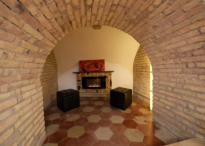 Easy Holidays - In Selci Colosseo